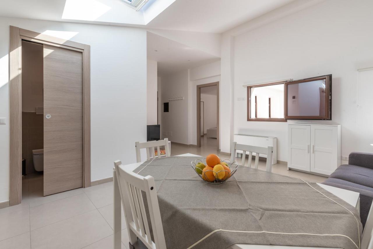 Malù Holiday Apartment Palermo Bagian luar foto