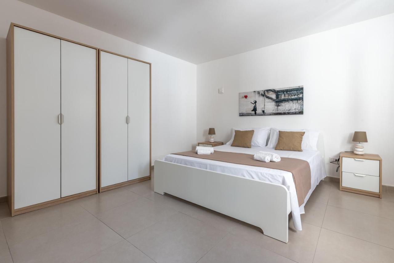 Malù Holiday Apartment Palermo Bagian luar foto