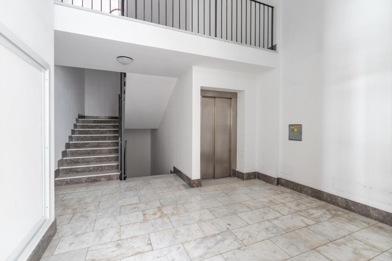 Malù Holiday Apartment Palermo Bagian luar foto